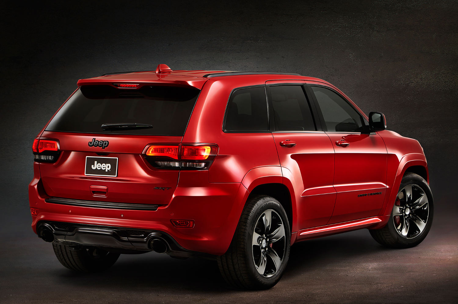 Comparison Volkswagen Atlas Rline 2018 vs Jeep Grand Cherokee